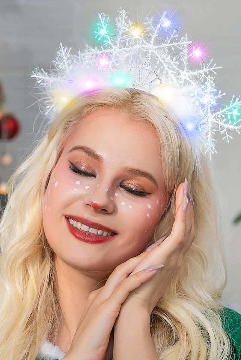 Twinkling Snowflake Light-Up Headgear